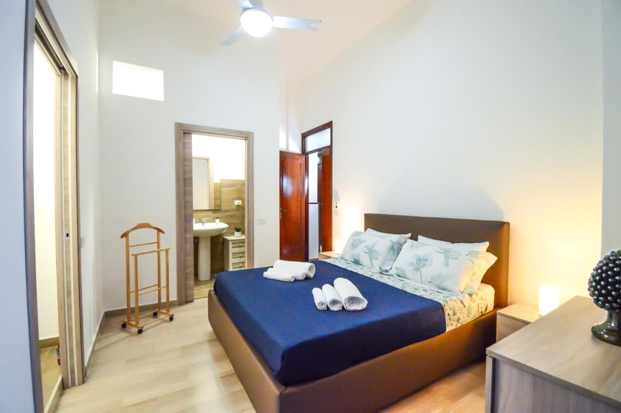 Spiaggia 270 M - Appartamento In Centro Con Cortile จอโยซามาเรอา ภายนอก รูปภาพ